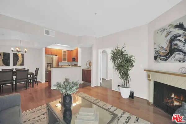 620 S Gramercy Pl #135, Los Angeles, CA 90005