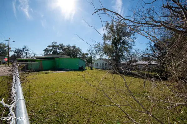 2041 Mill ST, Lake Charles, LA 70606