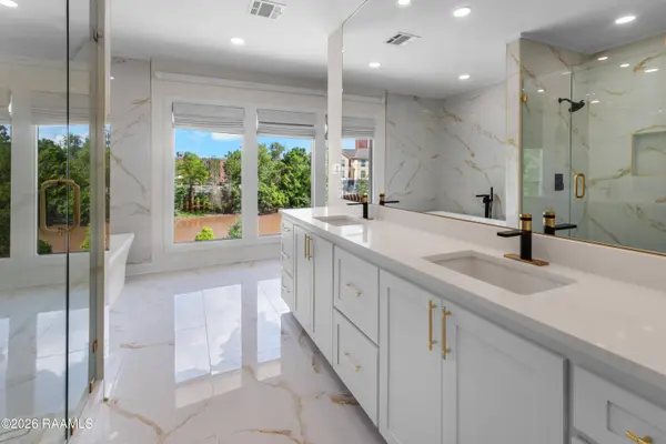 223 Beverly DR, Lafayette, LA 70503
