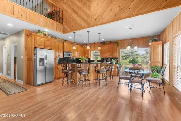 23396 Chene Blanc LN, Maurepas, LA 70449