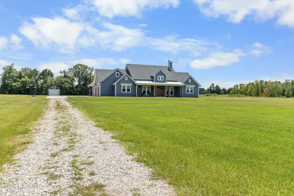 220 Bee Hebert RD, Scott, LA 70583