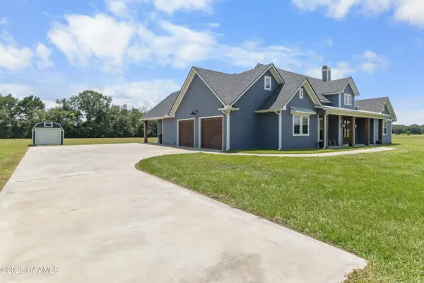 220 Bee Hebert RD, Scott, LA 70583