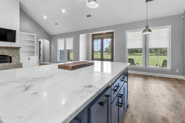 220 Bee Hebert RD, Scott, LA 70583