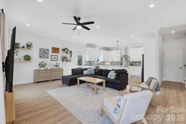 326 Belton ST, Charlotte, NC 28209