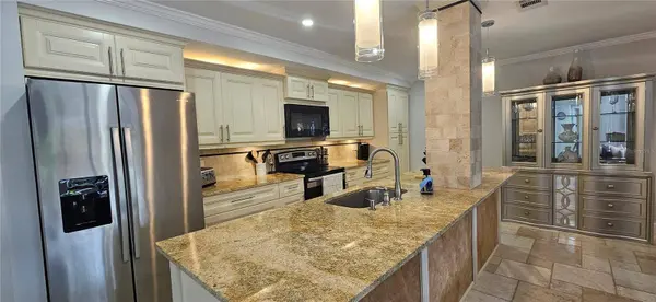 36750 US HIGHWAY 19 N #20-204, Palm Harbor, FL 34684