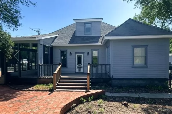 f2653aa0-5b50-428a-8841-5db0b9135d7e