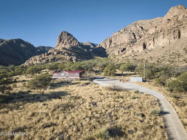 3795 N Owls Butte TRL, Portal, AZ 85632