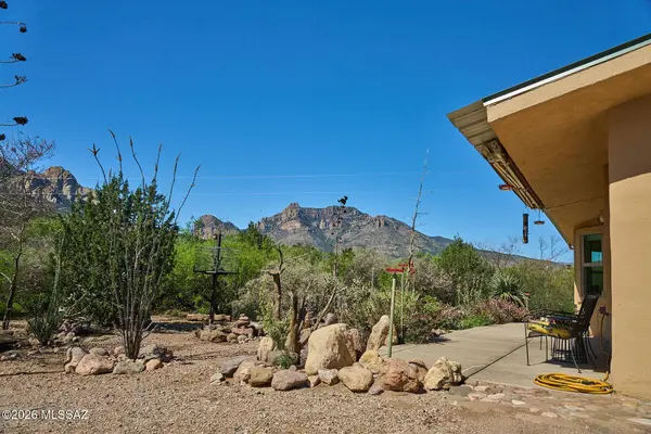 2388 S Hatari LN, Portal, AZ 85632