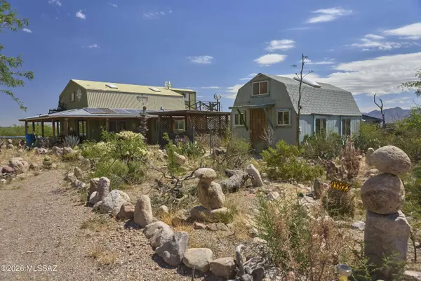 11833 N Owls Butte Trl, San Simon, AZ 85632