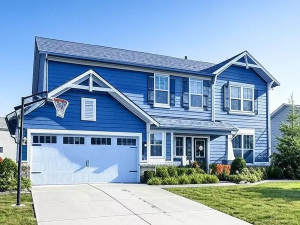 Spacious Homes with Pool & Outdoor Oasis1