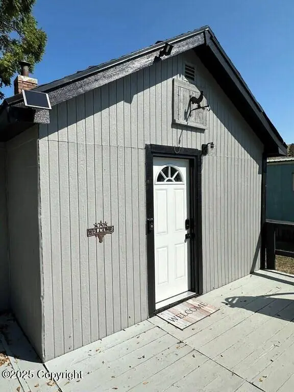 132 Cole St, Hulett, WY 82720