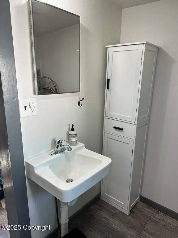 132 Cole St, Hulett, WY 82720