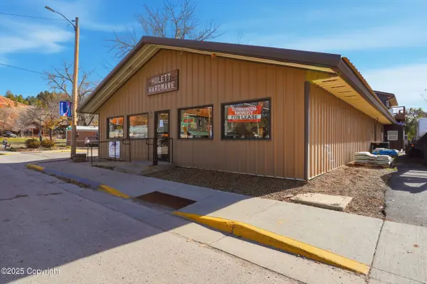 106 Main St, Hulett, WY 82720