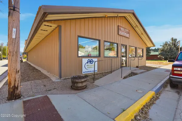 106 Main St, Hulett, WY 82720