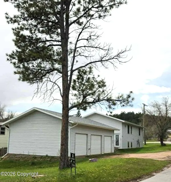 321 N West St, Sundance, WY 82729