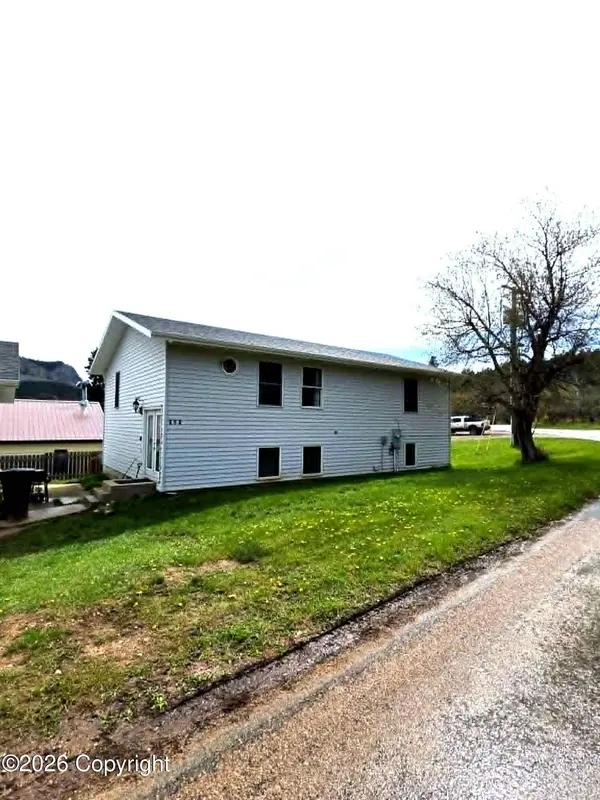 321 N West St, Sundance, WY 82729