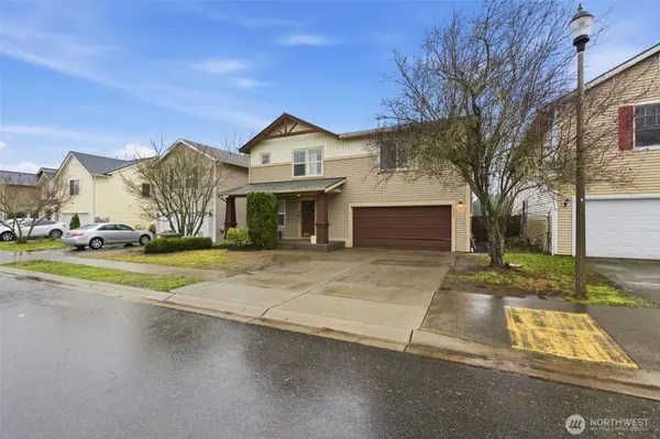 18708 94th Avenue Ct E, Puyallup, WA 98375