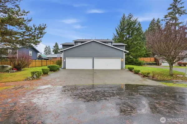 16216 and 16218 72nd Avenue Ct E, Puyallup, WA 98375