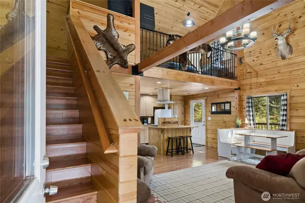131 RR Spurs RD, Easton, WA 98925
