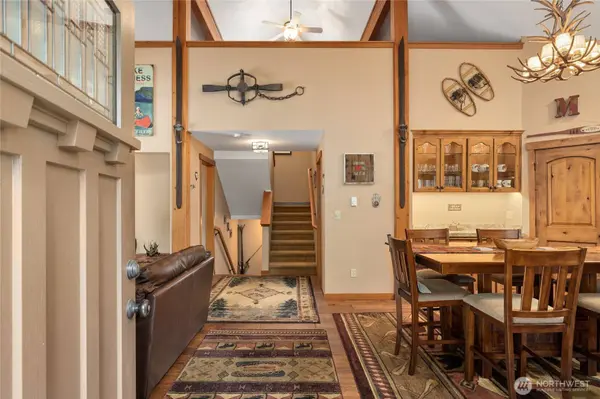 31 Tranquility LN, Easton, WA 98925