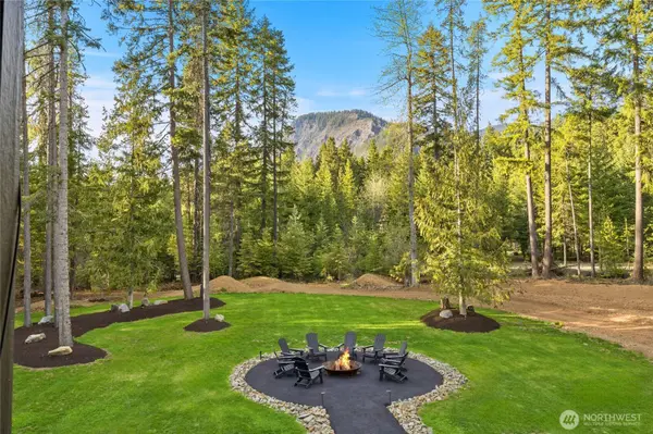 630 Silver Creek RD, Easton, WA 98925