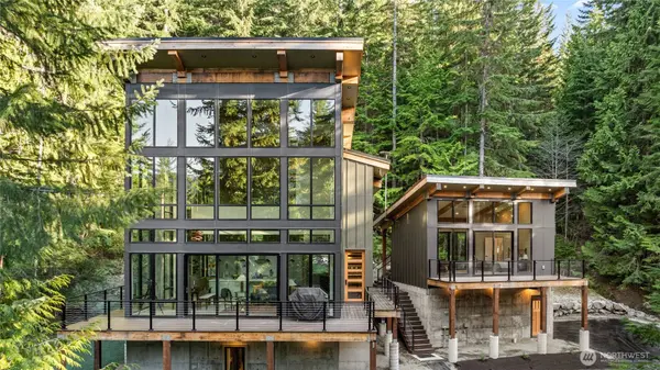 2982 Kachess Lake RD, Easton, WA 98925