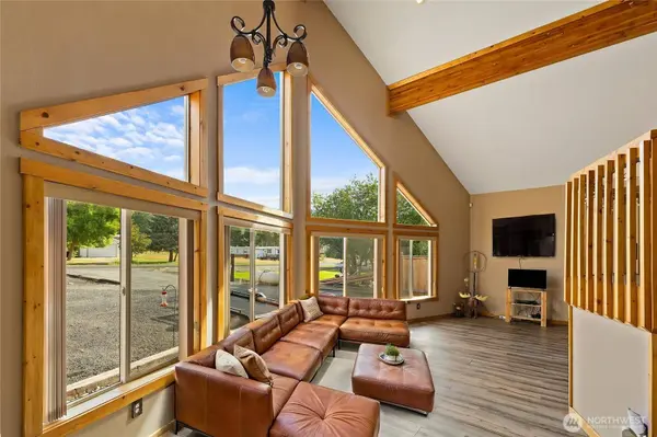 160 Ronald Ridge DR, Ronald, WA 98940