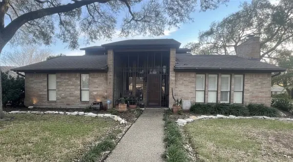 6042 Lost Creek DR, Corpus Christi, TX 78413