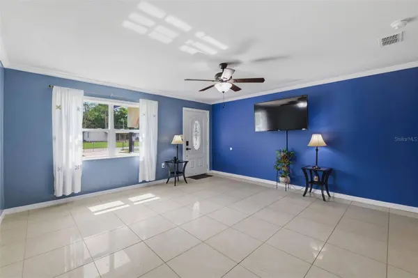 421 WATERVIEW DR, Polk City, FL 33868