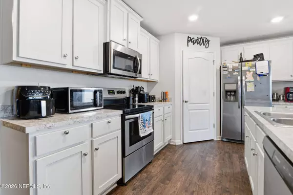 1986 PEBBLE POINT DR, Green Cove Springs, FL 32043