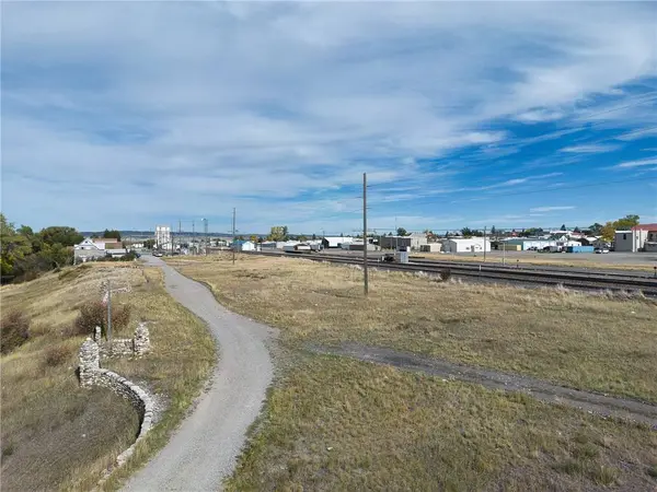 1 W Yellowstone AVE, Big Timber, MT 59011