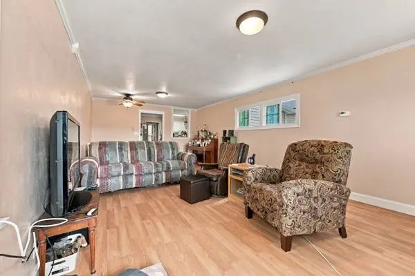 526 E 2nd AVE N, Columbus, MT 59019