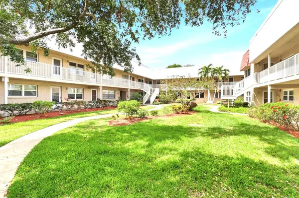 10034 64TH AVE N #3, St Petersburg, FL 33708