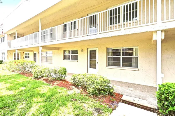 10034 64TH AVE N #3, St Petersburg, FL 33708