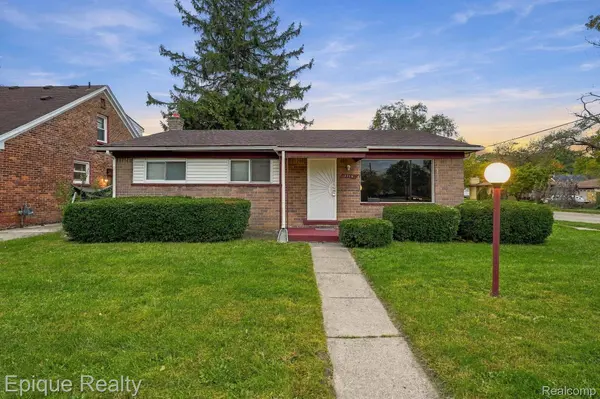 3716 S Spring Hill AVE