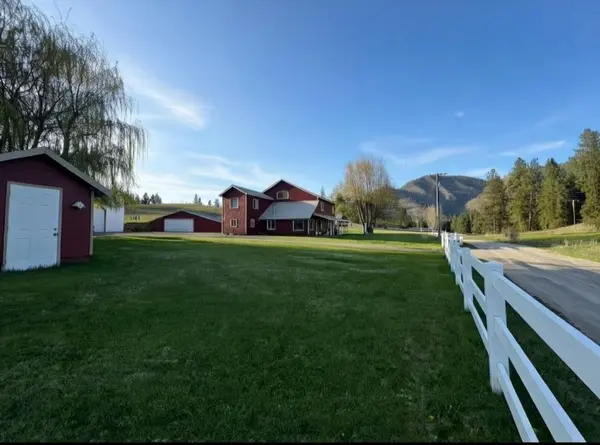 614 Johnson LN, Superior, MT 59872