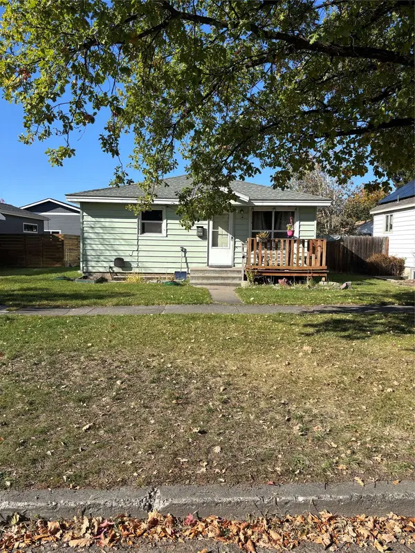 823 Edith ST