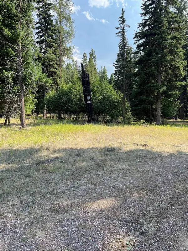 1019 Double Arrow RD