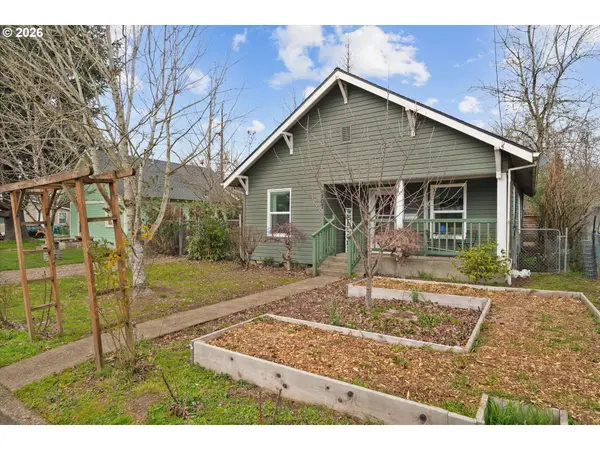 1207 E 11TH ST, Newberg, OR 97132