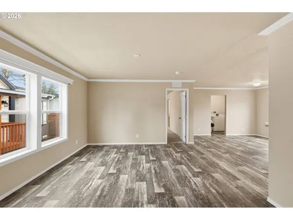 10701 SE HIGHWAY 212, Clackamas, OR 97015