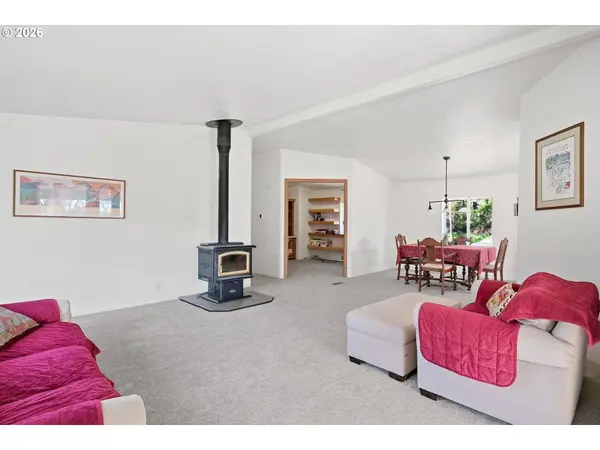 25205 NW MOUNT RICHMOND RD, Yamhill, OR 97148