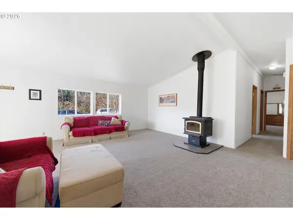 25205 NW MOUNT RICHMOND RD, Yamhill, OR 97148