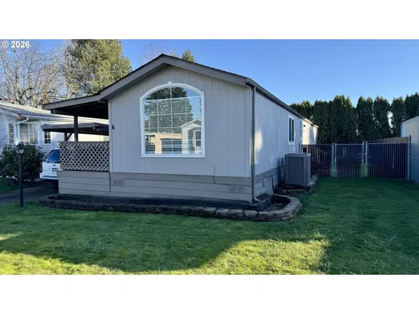 1103 N SPRINGBROOK RD #6, Newberg, OR 97132