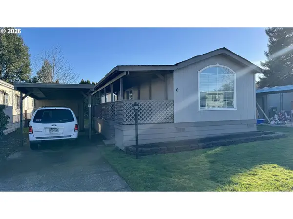 1103 N SPRINGBROOK RD #6, Newberg, OR 97132