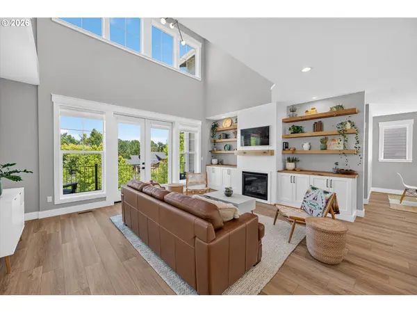934 NW BAKER CREST CT, Mc Minnville, OR 97128