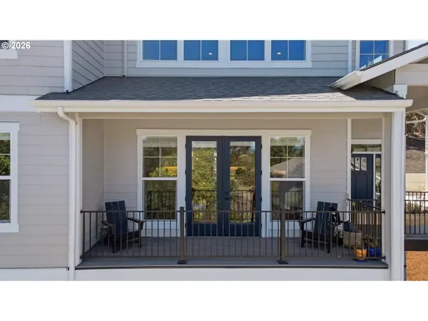 934 NW BAKER CREST CT, Mc Minnville, OR 97128