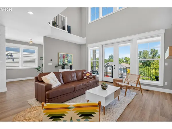 934 NW BAKER CREST CT, Mc Minnville, OR 97128