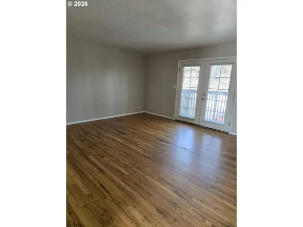 1207 D ST, Salem, OR 97301
