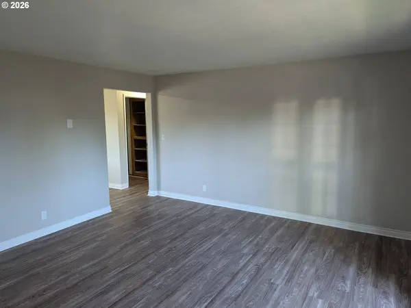 1207 D ST, Salem, OR 97301