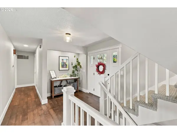 32698 SW LADD HILL RD, Wilsonville, OR 97070